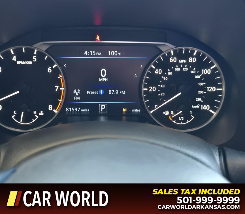 Nissan Altima Vehicle Full-screen Gallery Image 17