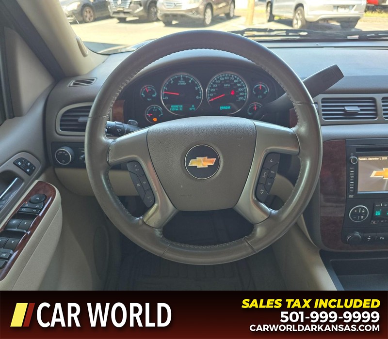 Chevrolet Tahoe Vehicle Full-screen Gallery Image 18