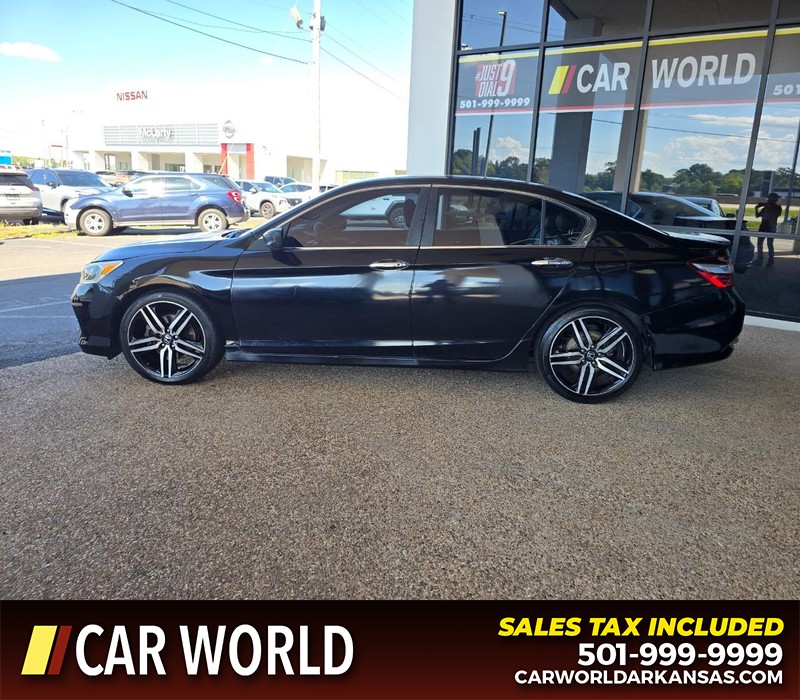 Honda Accord Sedan Vehicle Full-screen Gallery Image 4