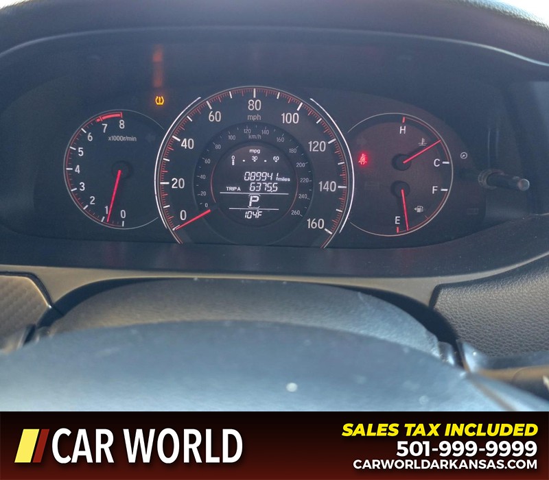 Honda Accord Sedan Vehicle Full-screen Gallery Image 17
