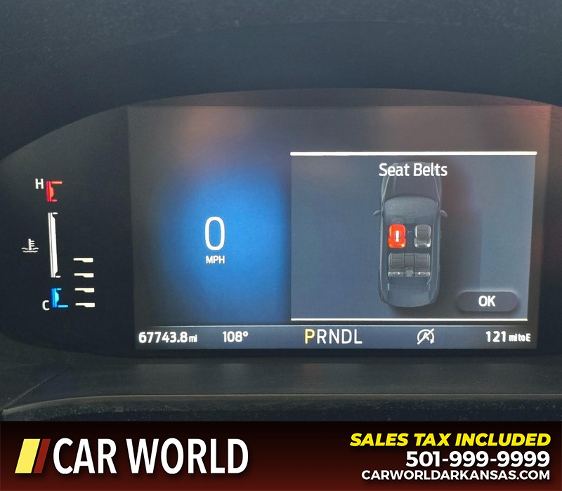 Ford Escape Vehicle Full-screen Gallery Image 16