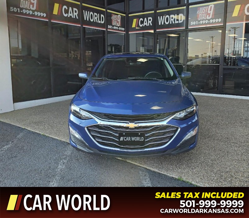 Chevrolet Malibu Vehicle Full-screen Gallery Image 2