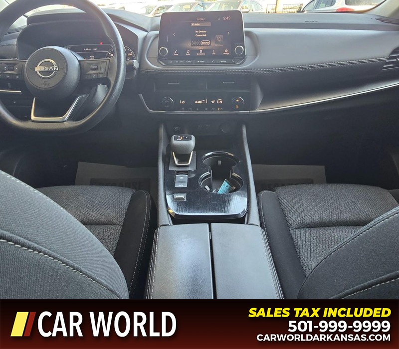 Nissan Rogue Vehicle Full-screen Gallery Image 18
