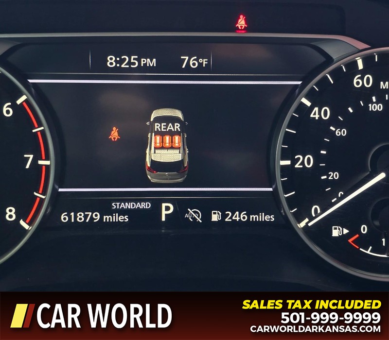 Nissan Rogue Vehicle Full-screen Gallery Image 16