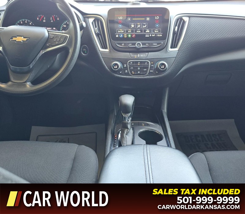 Chevrolet Malibu Vehicle Full-screen Gallery Image 18