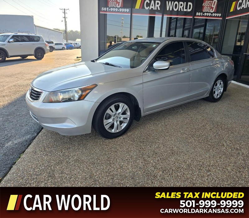 Honda Accord Sedan Vehicle Full-screen Gallery Image 3