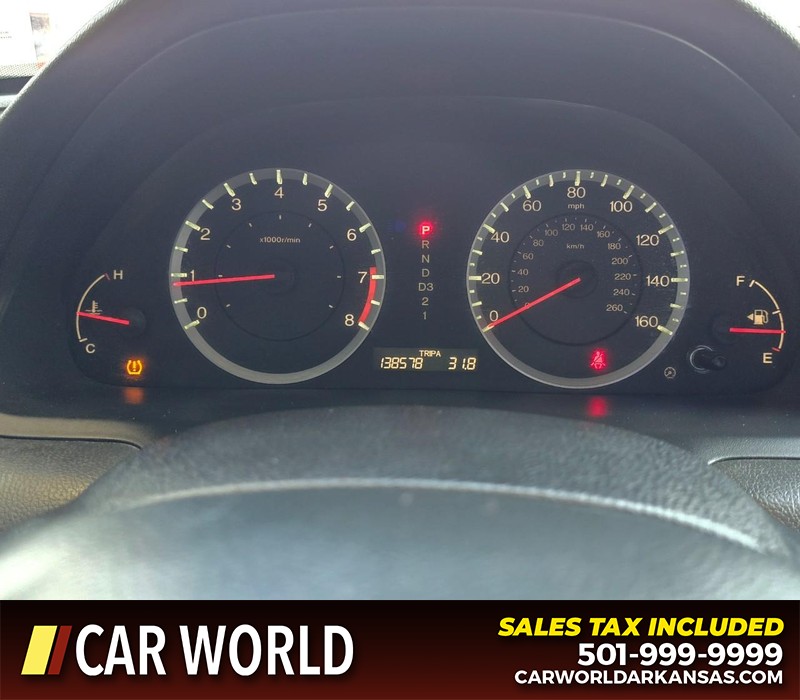 Honda Accord Sedan Vehicle Full-screen Gallery Image 16