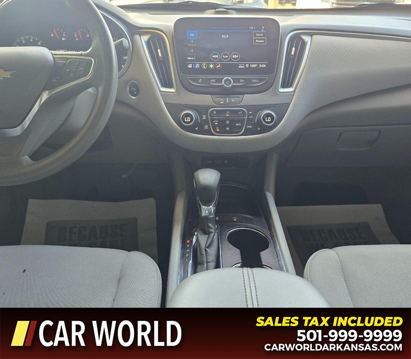 Chevrolet Malibu Vehicle Full-screen Gallery Image 18