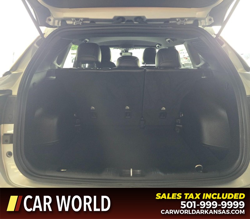 Jeep Compass Vehicle Full-screen Gallery Image 13