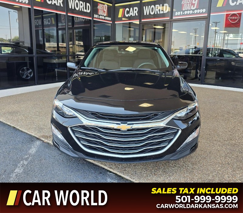 Chevrolet Malibu Vehicle Full-screen Gallery Image 2