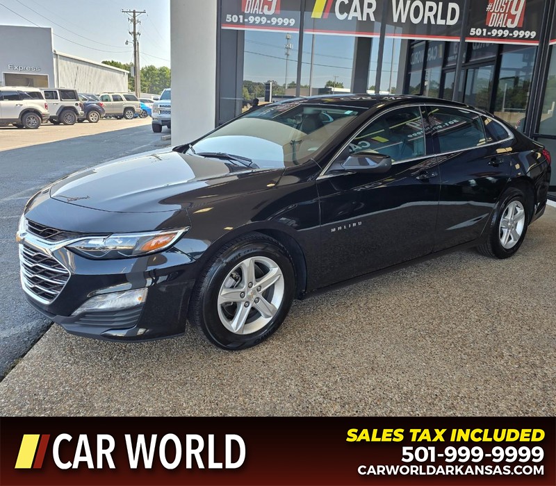 Chevrolet Malibu Vehicle Full-screen Gallery Image 3