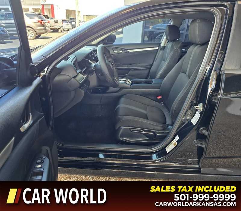 Honda Civic Sedan Vehicle Full-screen Gallery Image 8