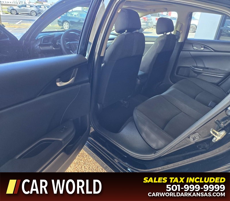 Honda Civic Sedan Vehicle Full-screen Gallery Image 9