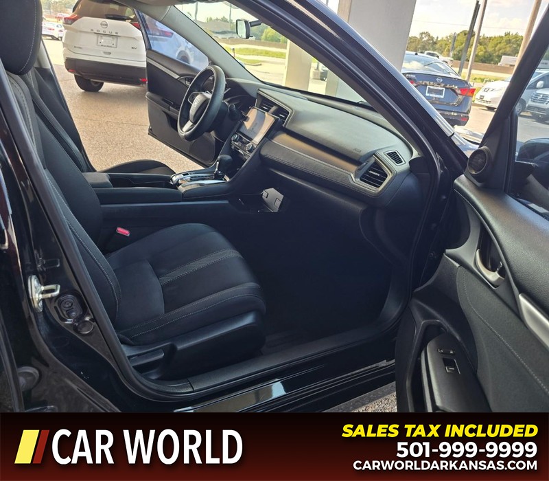 Honda Civic Sedan Vehicle Full-screen Gallery Image 11