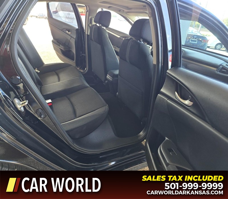 Honda Civic Sedan Vehicle Full-screen Gallery Image 12
