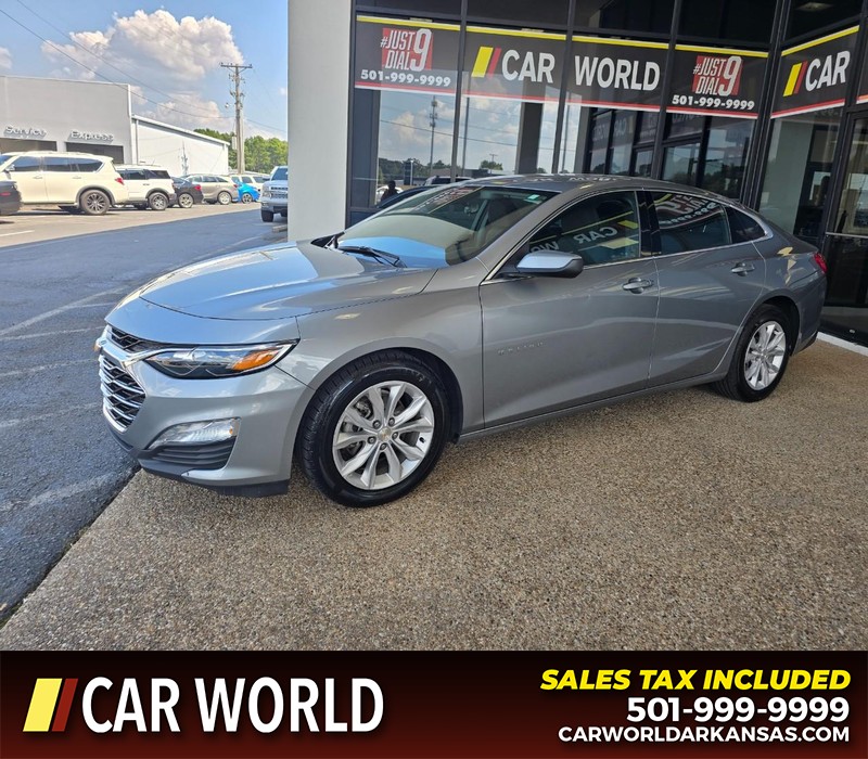 Chevrolet Malibu Vehicle Full-screen Gallery Image 3