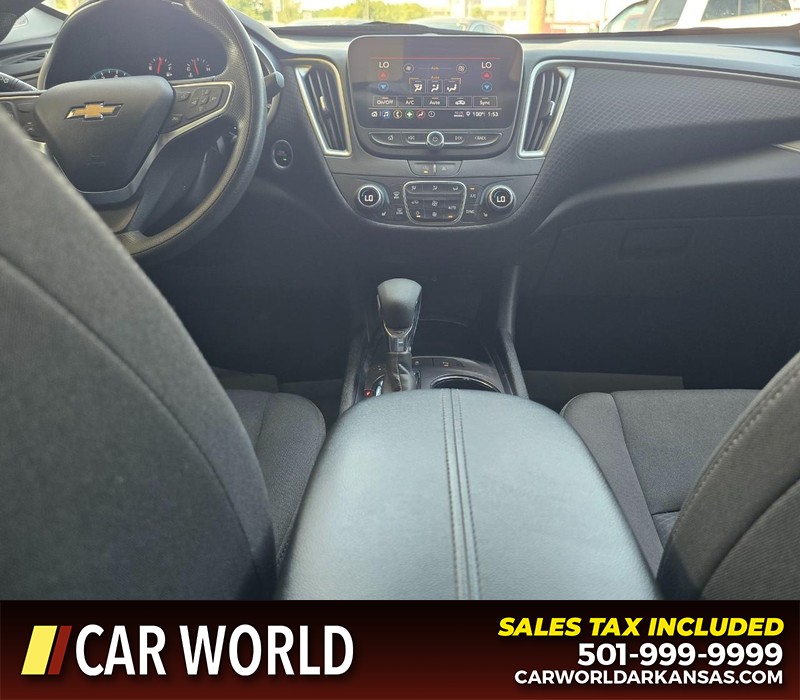 Chevrolet Malibu Vehicle Full-screen Gallery Image 18
