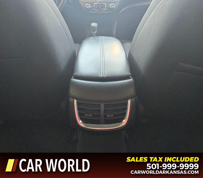 Chevrolet Malibu Vehicle Full-screen Gallery Image 20