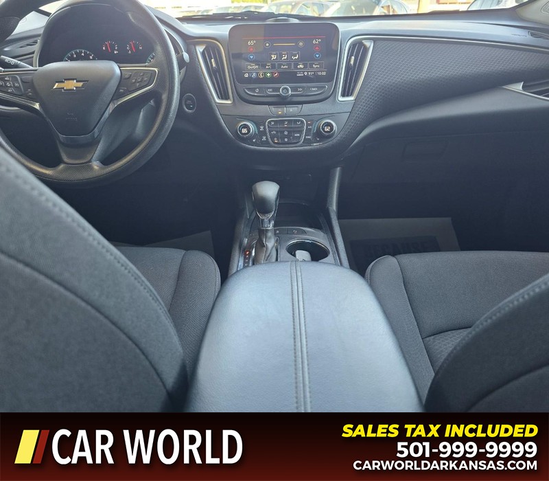 Chevrolet Malibu Vehicle Full-screen Gallery Image 18