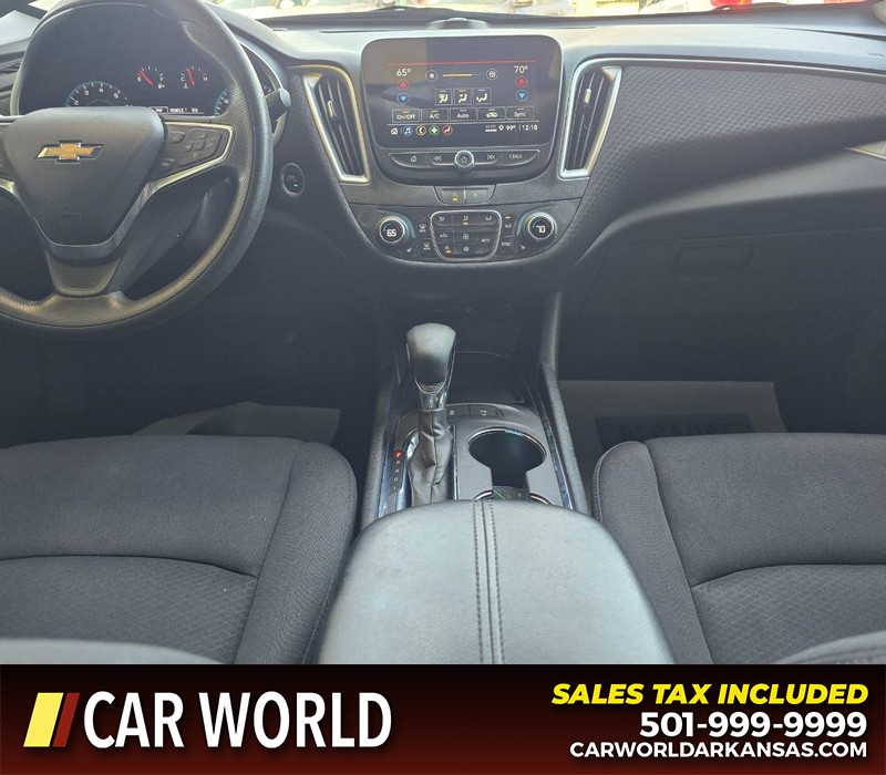 Chevrolet Malibu Vehicle Full-screen Gallery Image 18