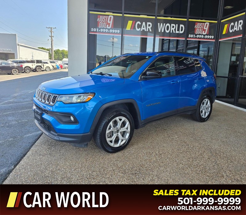 Jeep Compass Vehicle Full-screen Gallery Image 3