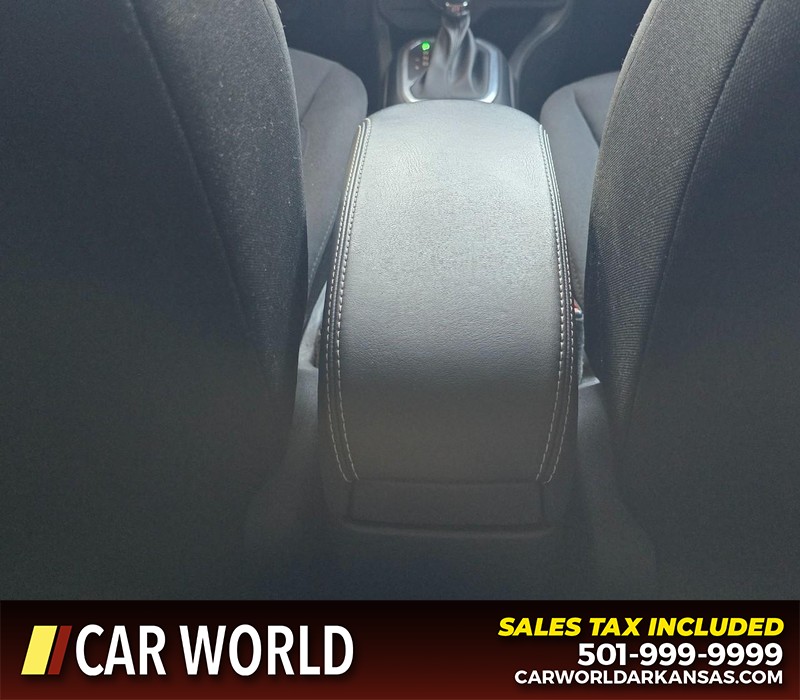 Jeep Renegade Vehicle Full-screen Gallery Image 19
