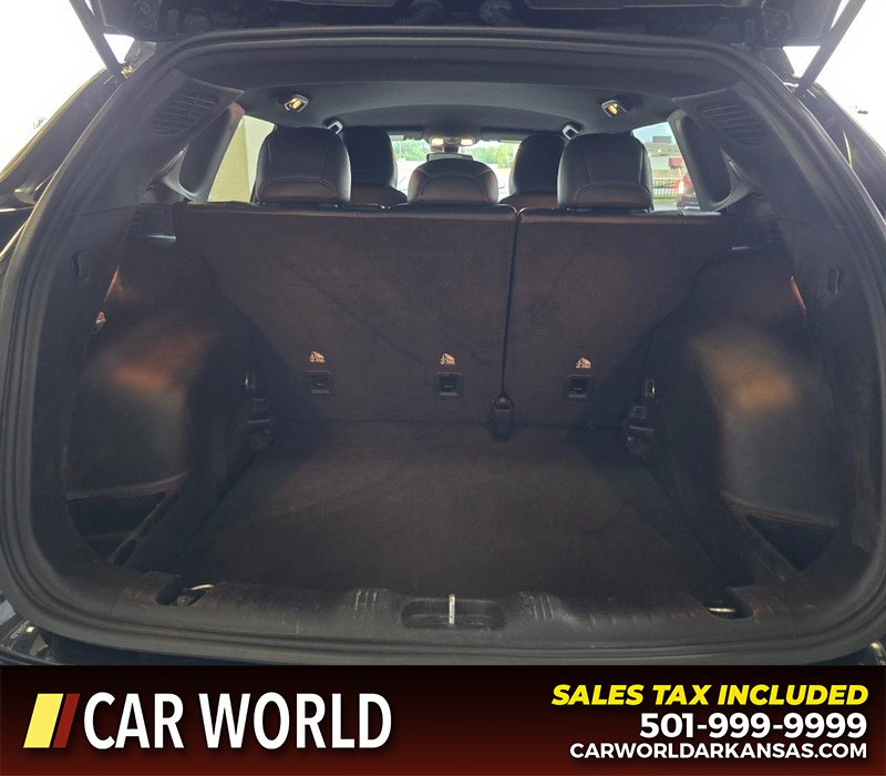 Jeep Compass Vehicle Full-screen Gallery Image 13