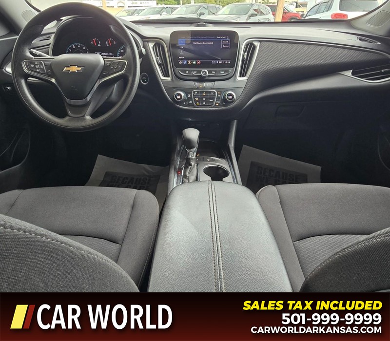 Chevrolet Malibu Vehicle Full-screen Gallery Image 18