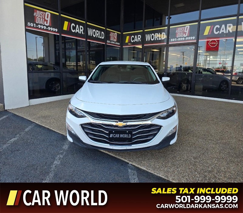 Chevrolet Malibu Vehicle Full-screen Gallery Image 2