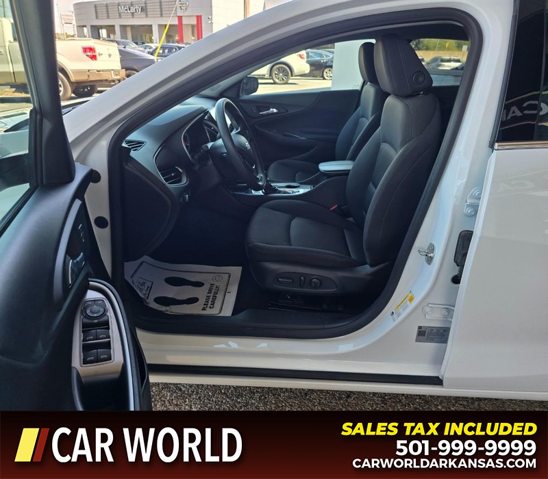 Chevrolet Malibu Vehicle Full-screen Gallery Image 8