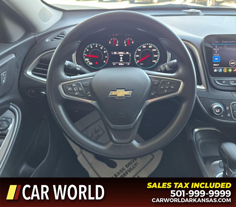 Chevrolet Malibu Vehicle Full-screen Gallery Image 15