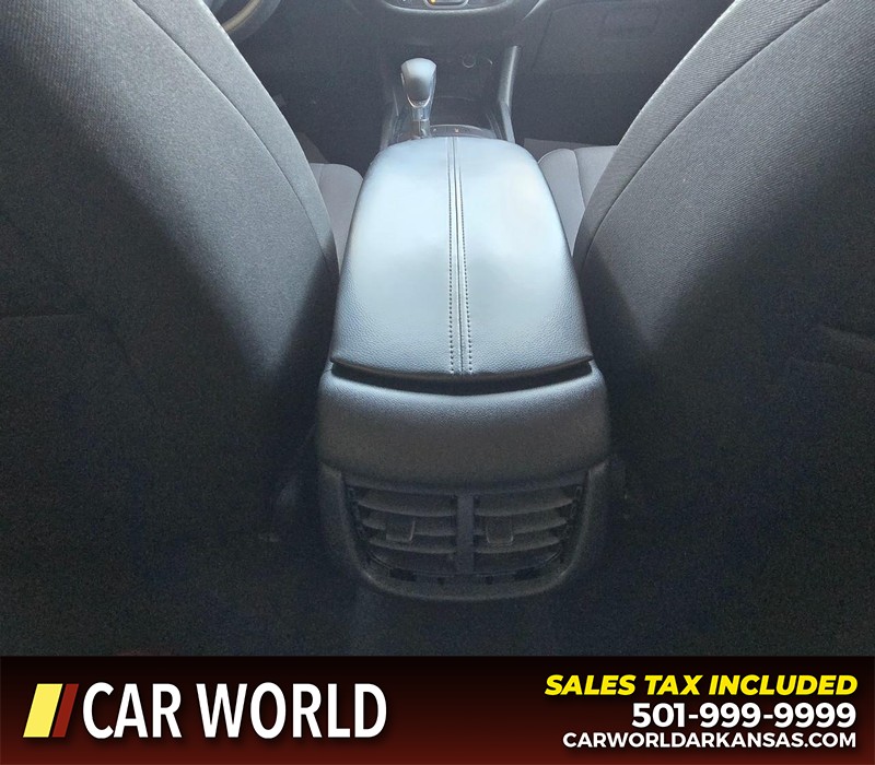 Chevrolet Malibu Vehicle Full-screen Gallery Image 19