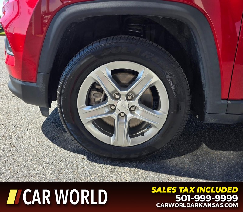 Jeep Compass Vehicle Full-screen Gallery Image 6