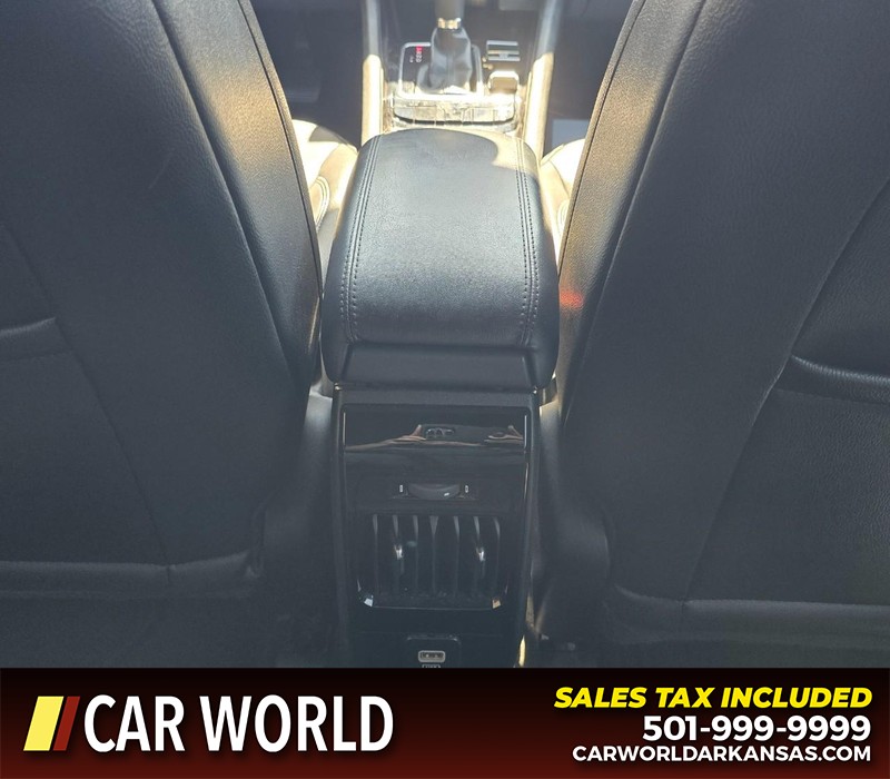 Jeep Compass Vehicle Full-screen Gallery Image 19