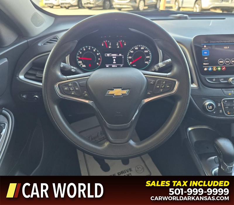 Chevrolet Malibu Vehicle Full-screen Gallery Image 15