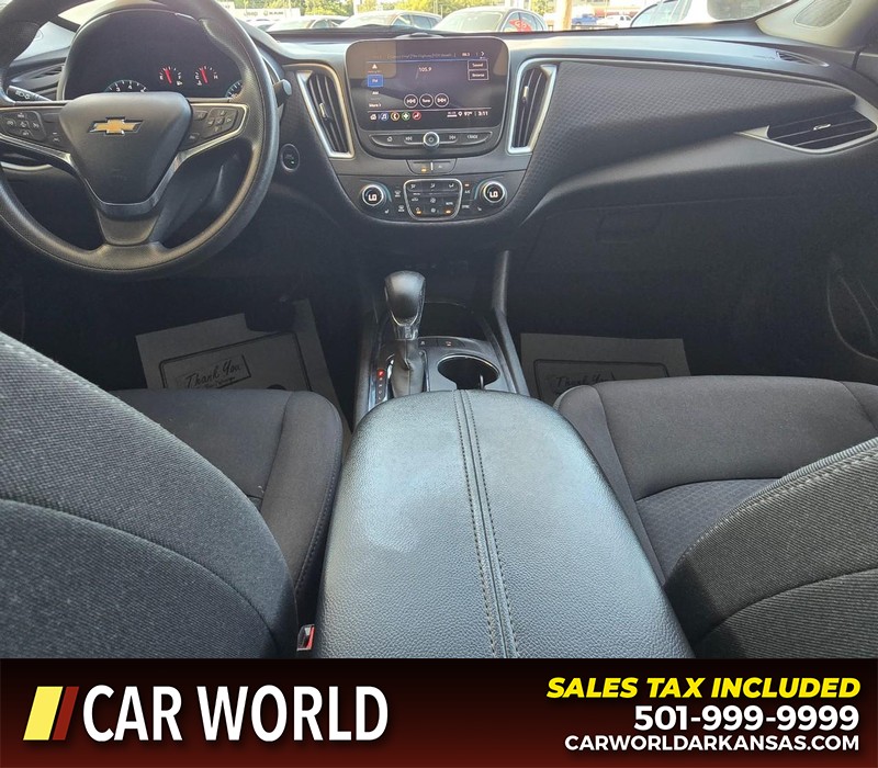 Chevrolet Malibu Vehicle Full-screen Gallery Image 18