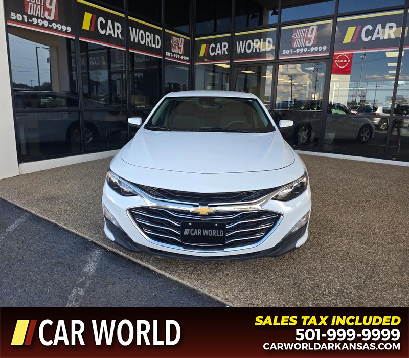 Chevrolet Malibu Vehicle Full-screen Gallery Image 2