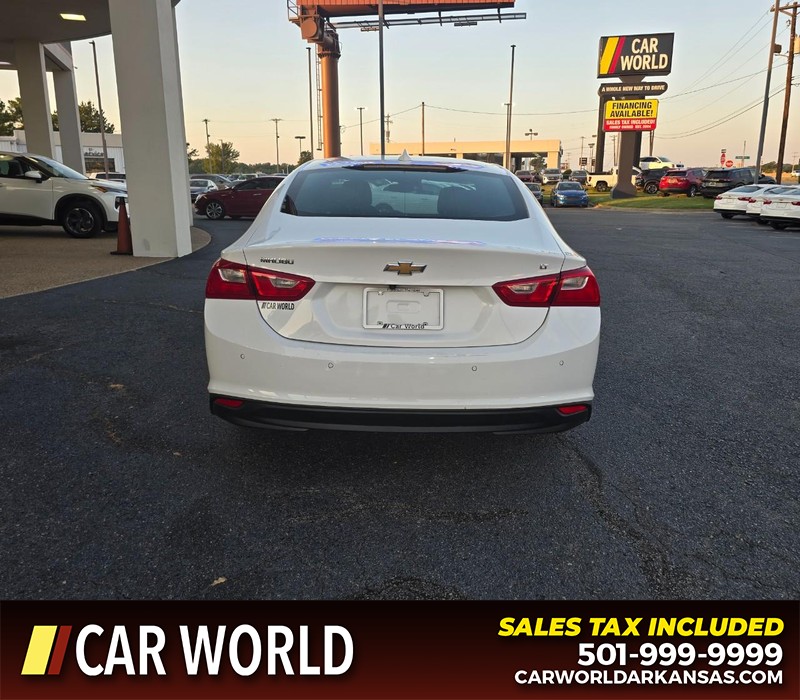 Chevrolet Malibu Vehicle Full-screen Gallery Image 5