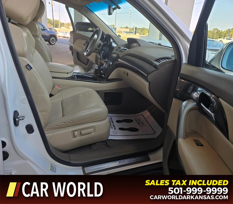 Acura MDX Vehicle Full-screen Gallery Image 12