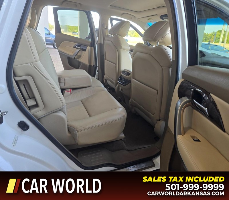 Acura MDX Vehicle Full-screen Gallery Image 13