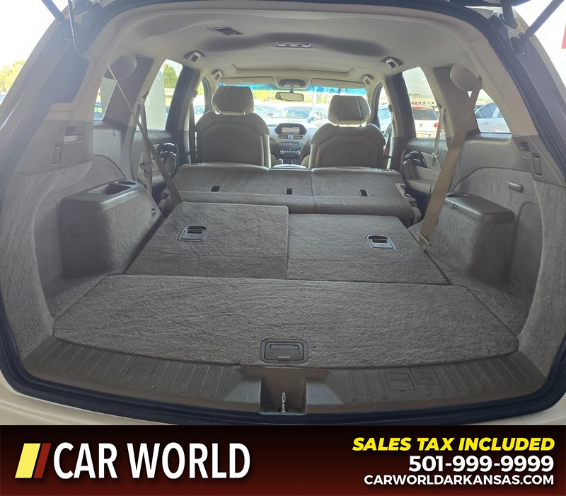 Acura MDX Vehicle Full-screen Gallery Image 17