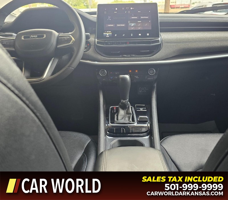 Jeep Compass Vehicle Full-screen Gallery Image 18