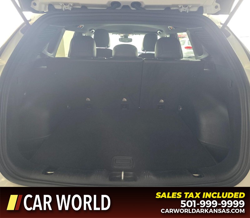 Jeep Compass Vehicle Full-screen Gallery Image 13