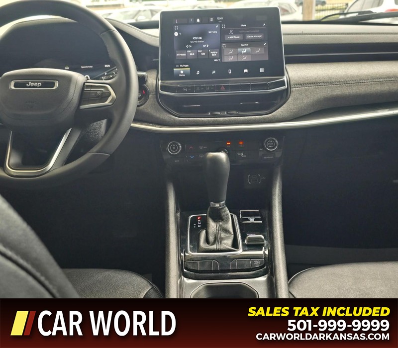 Jeep Compass Vehicle Full-screen Gallery Image 18