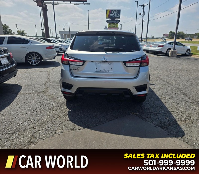 Mitsubishi Outlander Sport Vehicle Full-screen Gallery Image 5
