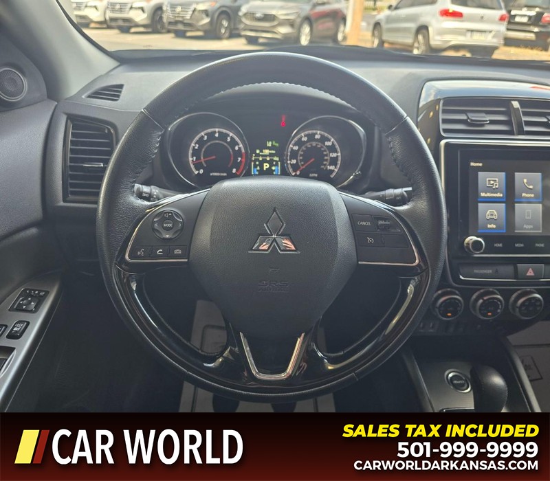 Mitsubishi Outlander Sport Vehicle Full-screen Gallery Image 15