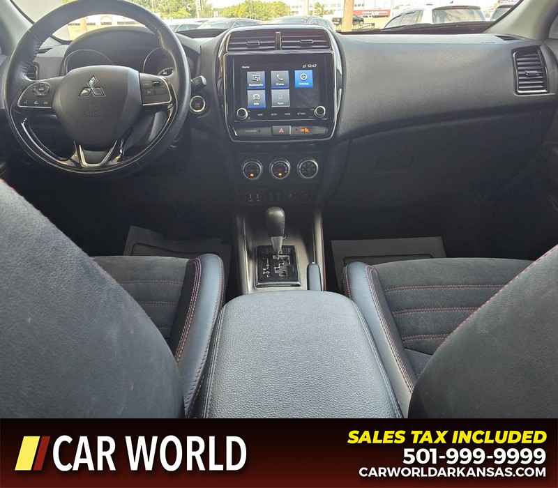 Mitsubishi Outlander Sport Vehicle Full-screen Gallery Image 18