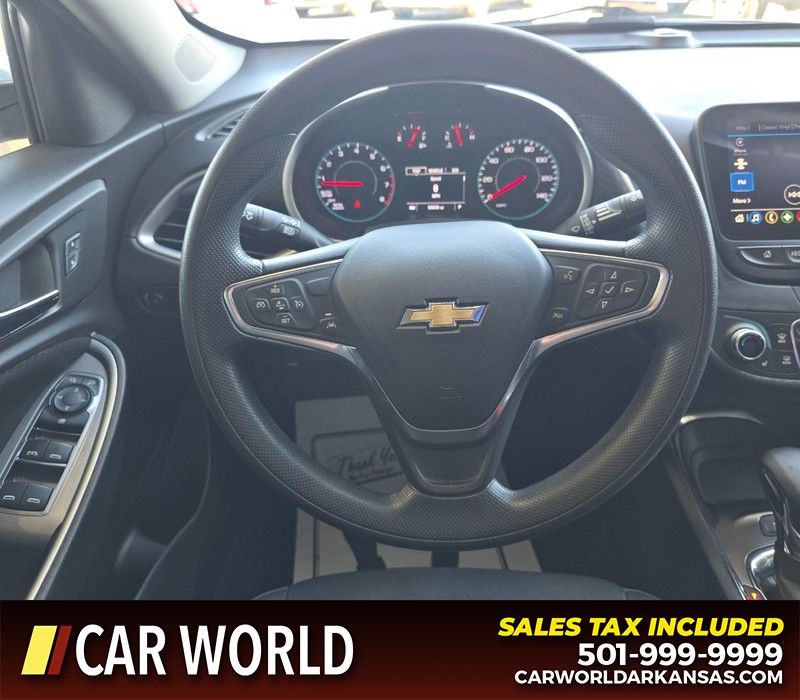 Chevrolet Malibu Vehicle Full-screen Gallery Image 15