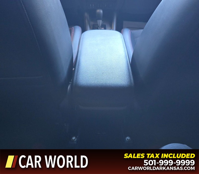 Mitsubishi Outlander Sport Vehicle Full-screen Gallery Image 20