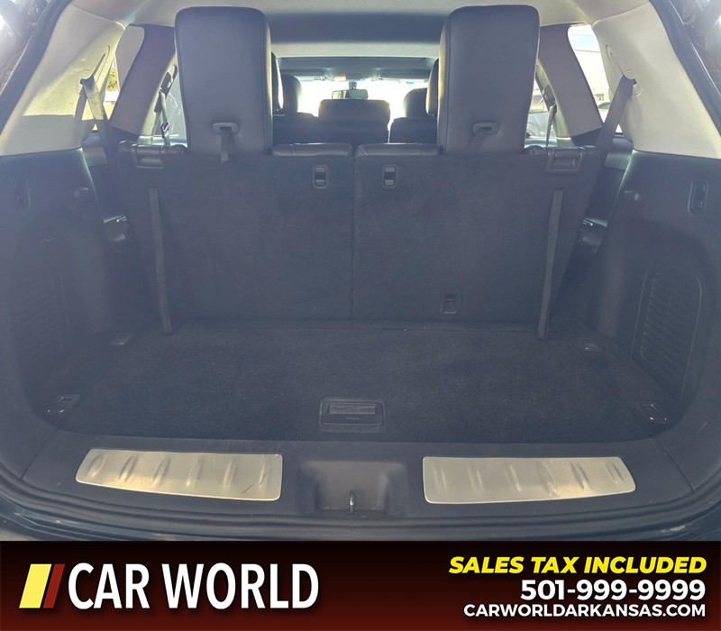 INFINITI QX60 Vehicle Full-screen Gallery Image 15